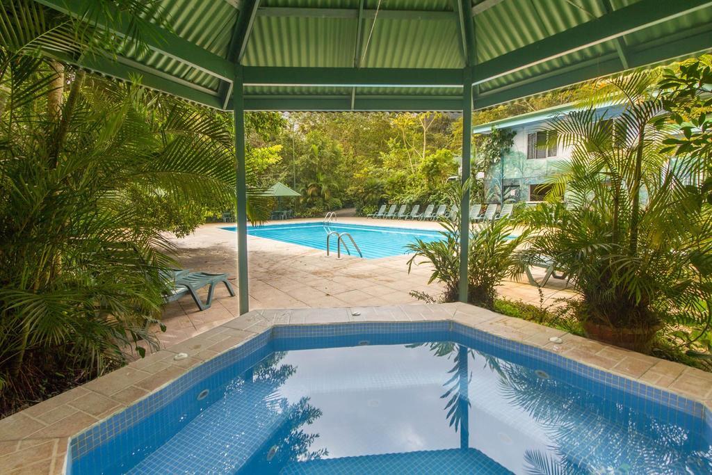 Lands In Love Hotel And Resort Colonia Palmarena Exterior photo